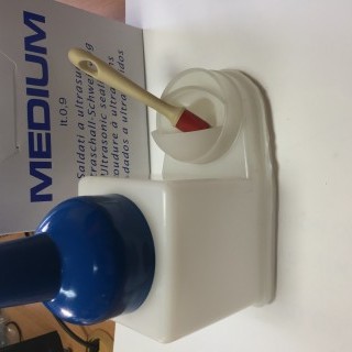 Контейнер пластиковый большой 0,9 л штука